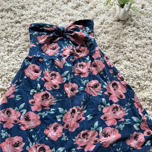 Y2K super cute vintage summer floral tube top 2000s flowy dress. Fun and… - Picture 2 of 5